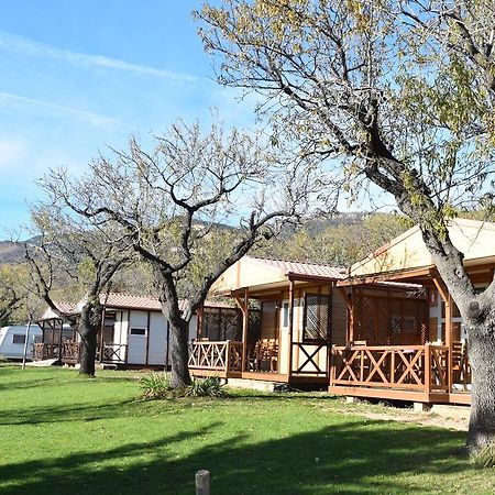 Camping Castillo De לוארה מראה חיצוני תמונה