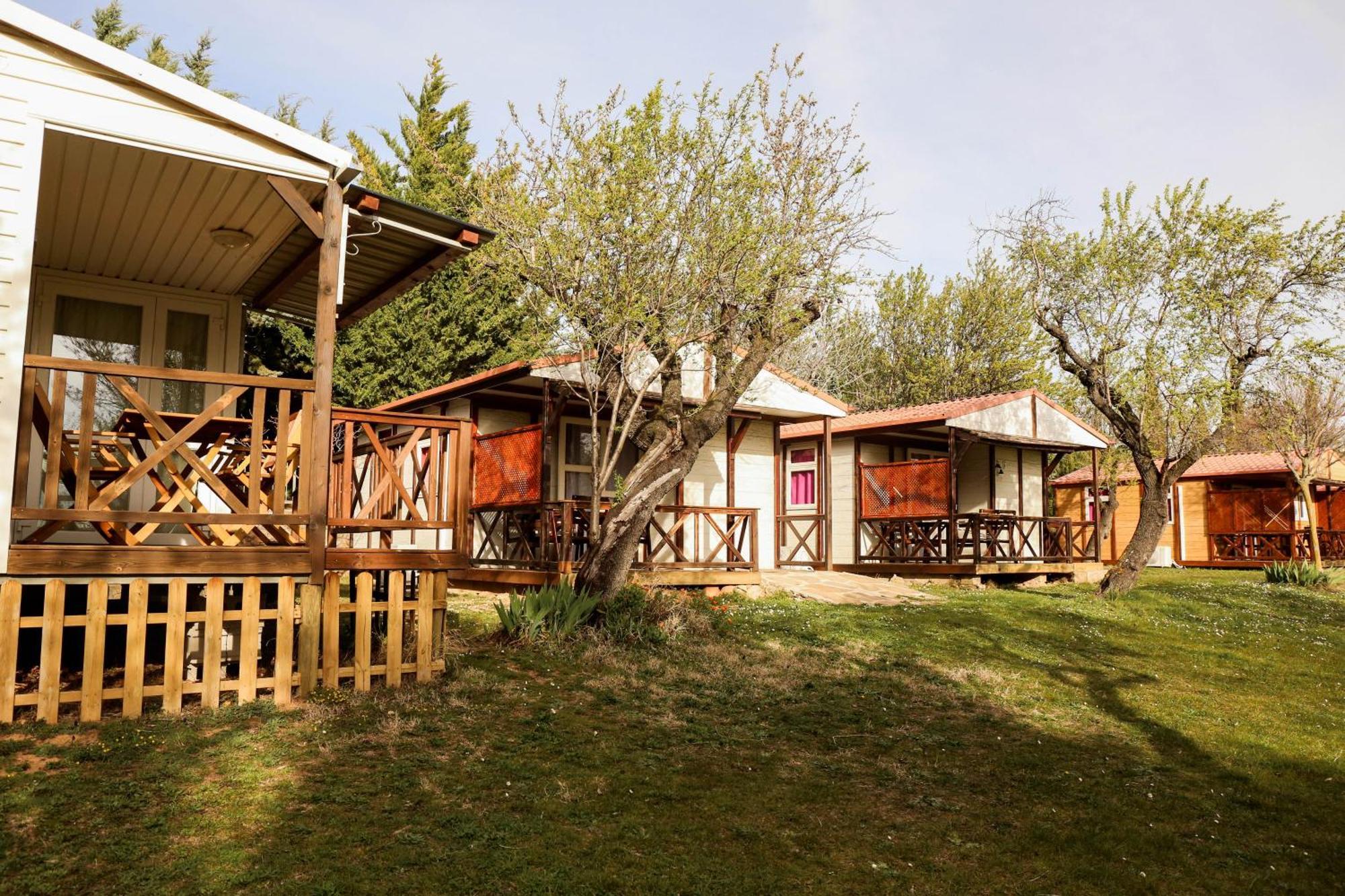 Camping Castillo De לוארה מראה חיצוני תמונה